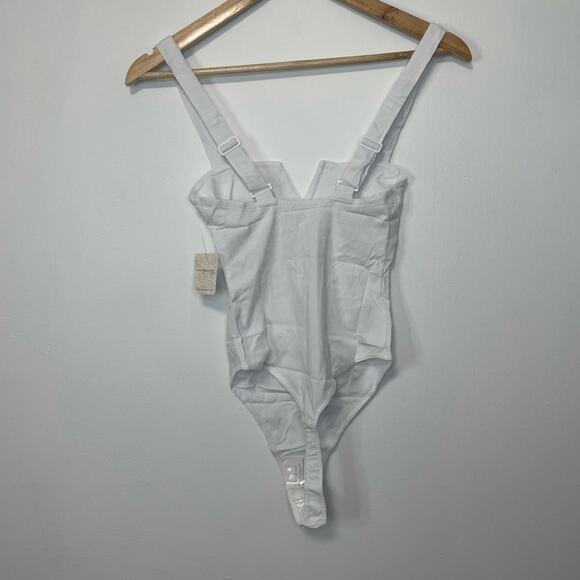 Free People Pippa V Wire Bodysuit XS Ivory Textured Sleeveless Thong Wide Strap - Picture 4 of 6